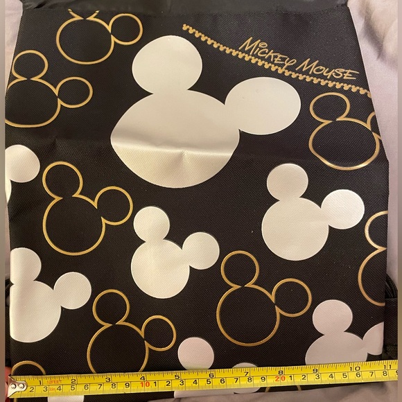 NWT! Black Gold & Silver Disney Mickey Mouse Drawstring Bag Park Backpack - Picture 3 of 7